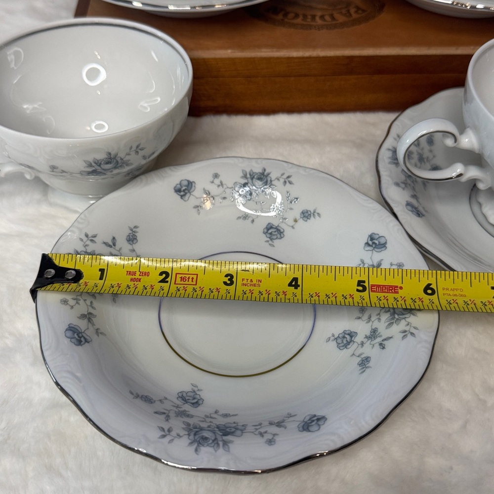 Johann Haviland Bavaria Germany Blue Garland Footed Teacups & Saucers, set of 8 - Picture 7 of 12